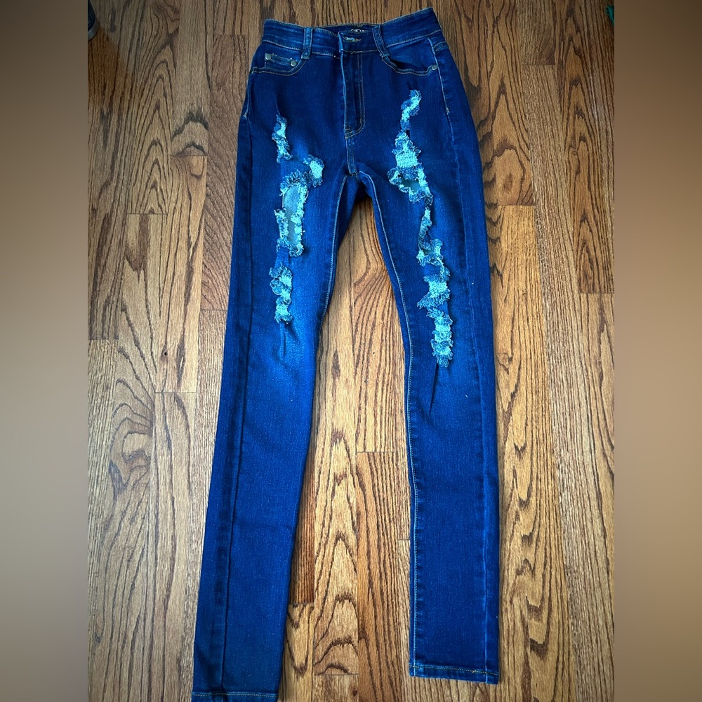 fashionnova jeans size 1 medium wash